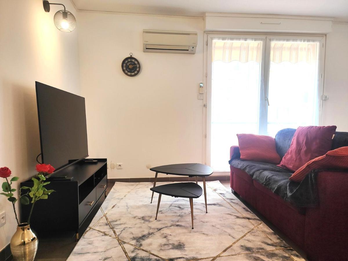 *Appart Lily* Parking* 5 Min Du Coeur De Ville Aubagne Eksteriør bilde